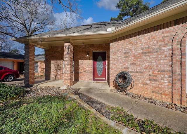 Property at 626 Hideaway Ln E, Hideaway, TX 75771, 3 beds, 2 baths