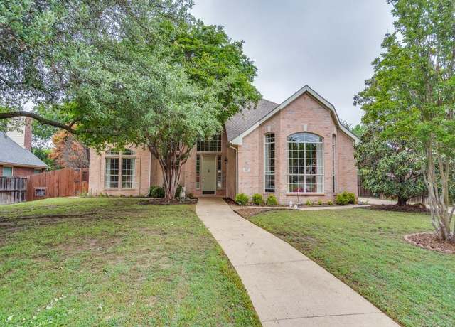 Property at 327 Kentwood Dr, Murphy, TX 75094, 5 beds, 3.5 baths