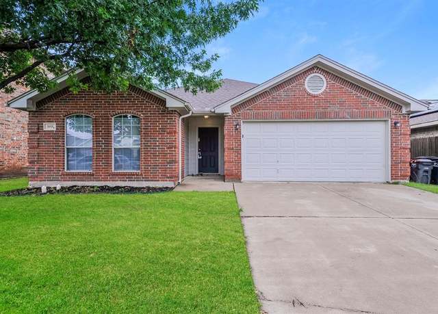 Property at 3153 Evangeline Rd, Fort Worth, TX 76140, 3 beds, 2 baths
