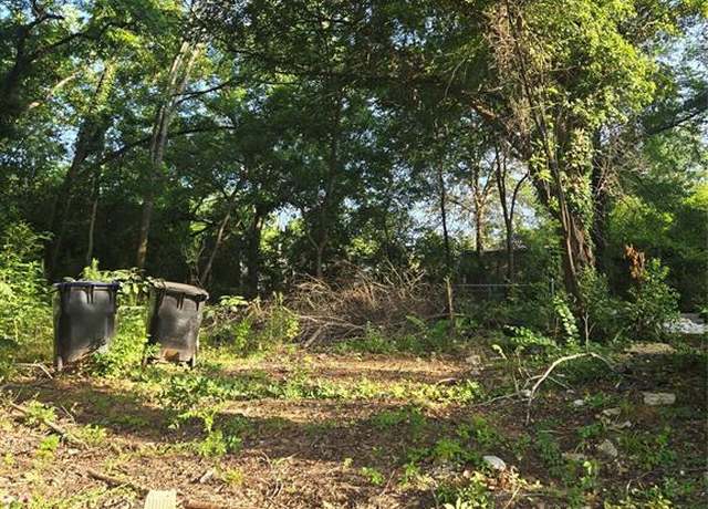 Property at 410 W Luckett St, Longview, TX 75601
