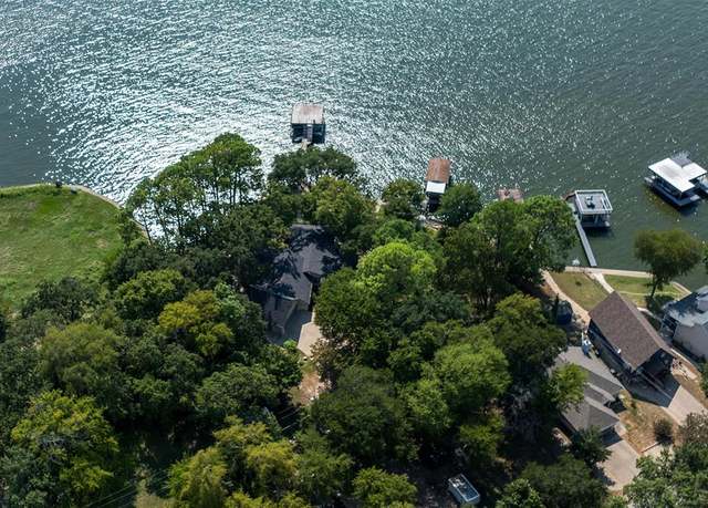 Property at 207 Loon Bay Ct, Gun Barrel City, TX 75156, 4 beds, 3.5 baths