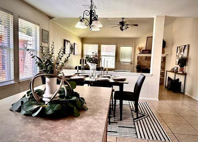 Property at 2828 Cliffview Dr, Mckinney, TX 75071, 3 beds, 2 baths