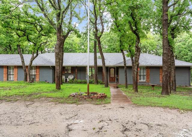 Property at 650 Spring Creek Pkwy, Weatherford, TX 76087, 4 beds, 3 baths