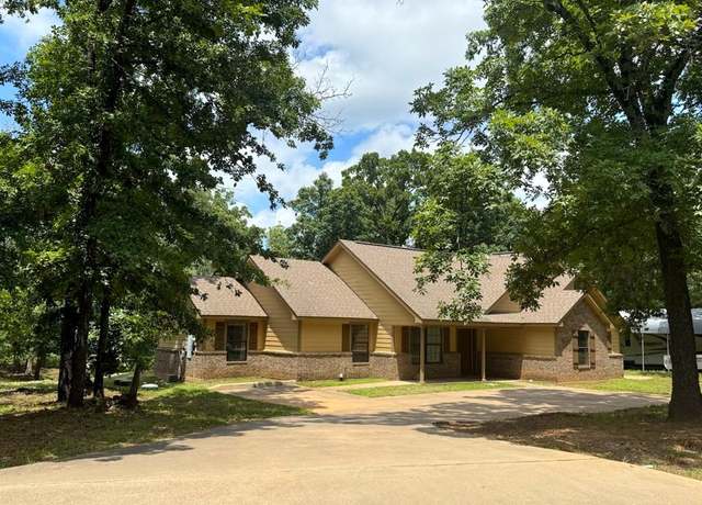 Property at 105 Cumberland Cir, Denison, TX 75021, 4 beds, 3 baths