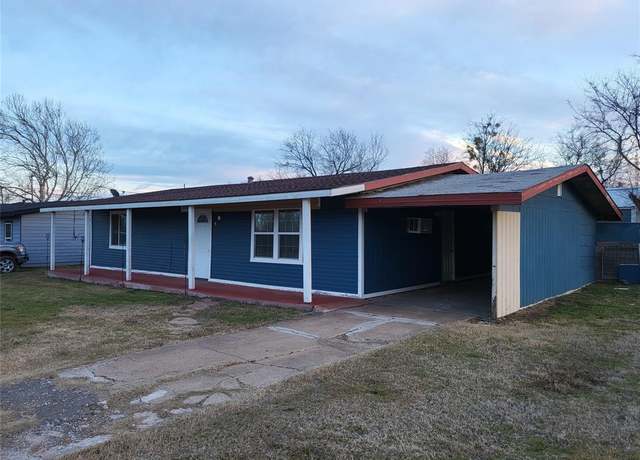 Property at 623 W Mesquite St, Jacksboro, TX 76458, 3 beds, 1 bath
