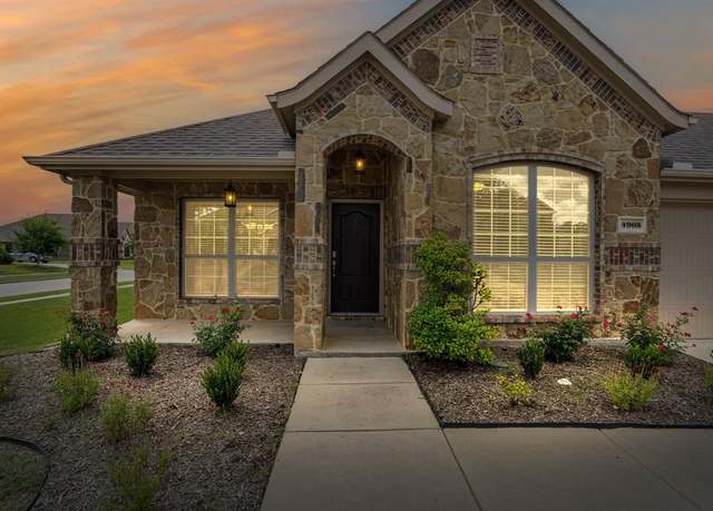 Property at 4905 Westlake Dr, Garland, TX 75043, 4 beds, 2.5 baths