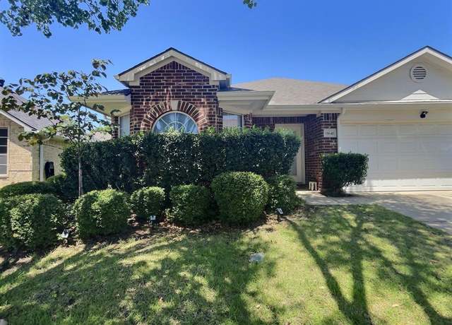 Property at 11641 Aspen Creek Dr, Fort Worth, TX 76244, 3 beds, 2 baths