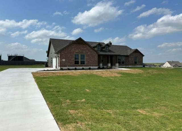Property at 119 Pampas Ct, Decatur, TX 76234, 3 beds, 2 baths