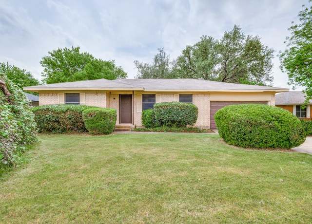 Property at 1106 Wintergreen Ct, Desoto, TX 75115, 3 beds, 2 baths