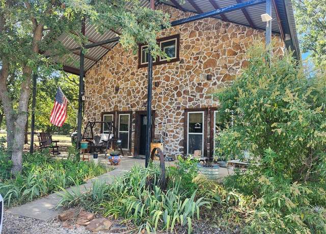 Property at 2722 County Road 156, Whitesboro, TX 76273, 3 beds, 2 baths