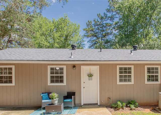 Property at 19588 County Road 481, Lindale, TX 75771, 4 beds, 2 baths