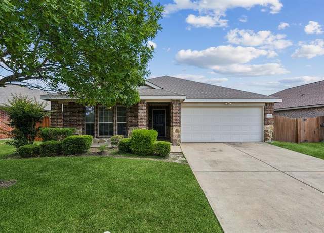 Property at 4006 Autumnwood Ln, Heartland, TX 75126, 3 beds, 2 baths