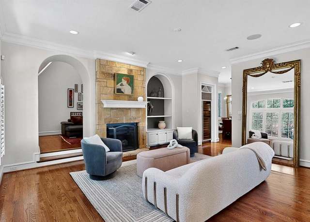 Property at 3715 Congress Ave, Dallas, TX 75219, 4 beds, 4.5 baths