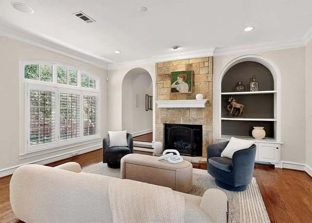 Property at 3715 Congress Ave, Dallas, TX 75219, 4 beds, 4.5 baths