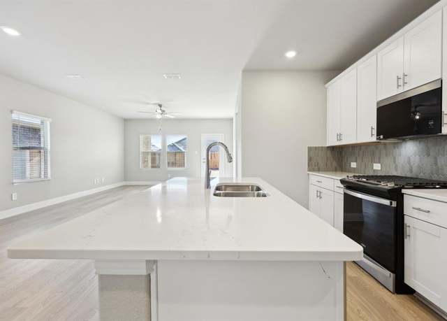 Property at 510 Blanton St, Mckinney, TX 75069, 4 beds, 2.5 baths
