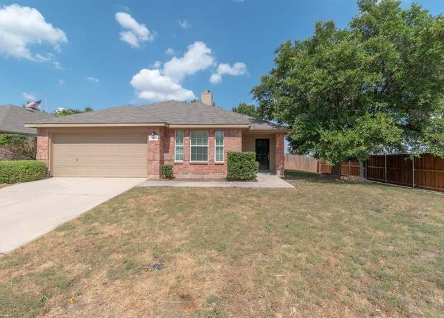 Property at 13200 Ragged Spur Ct, Fort Worth, TX 76052, 4 beds, 2 baths
