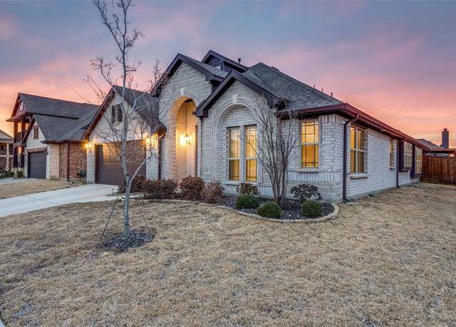 Property at 1605 George Ln, Little Elm, TX 75068, 4 beds, 3 baths