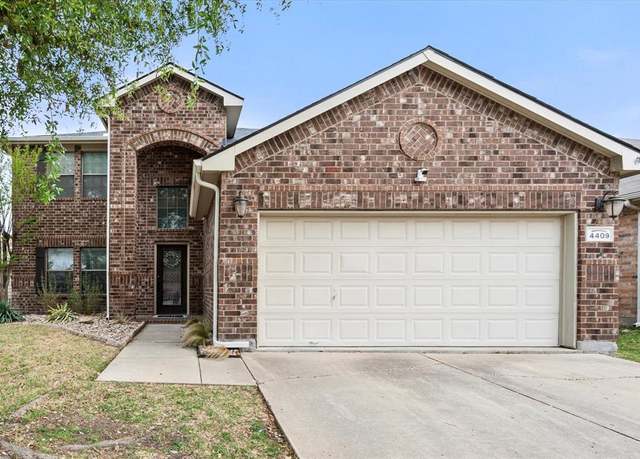 Property at 4409 Blooming Ct, Fort Worth, TX 76244, 4 beds, 2.5 baths