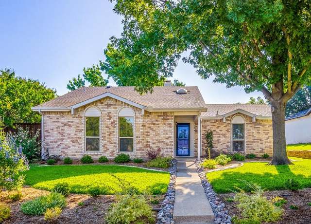 Property at 2624 Briar Hill Dr, Carrollton, TX 75007, 3 beds, 2 baths