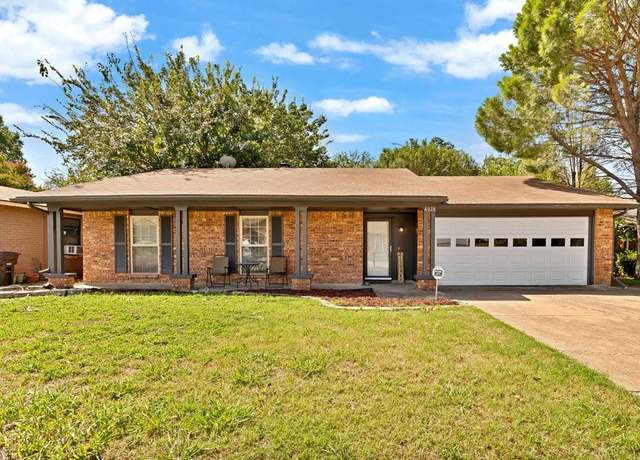 Property at 4028 Dogwood Ln, Fort Worth, TX 76137, 3 beds, 2 baths