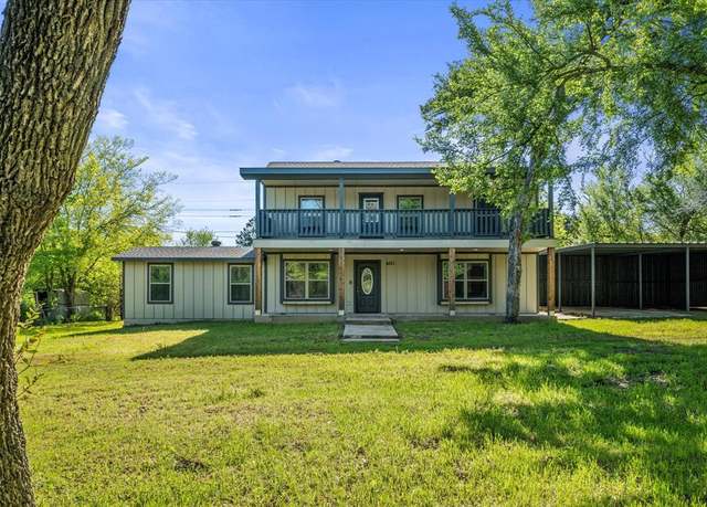 Property at 4321 Green Oak Dr, Granbury, TX 76048, 3 beds, 2.5 baths