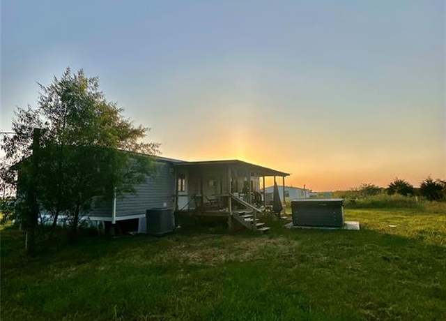 Property at 7456 Silverado Loop, Kaufman, TX 75142, 3 beds, 2 baths