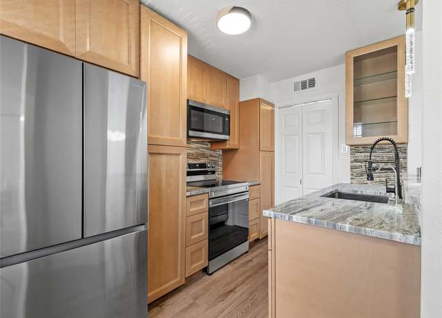 Property at 3101 Townbluff Dr #922, Plano, TX 75075, 2 beds, 2 baths