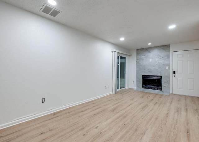 Property at 4502 Gaston Ave #108, Dallas, TX 75246, 1 bed, 1 bath