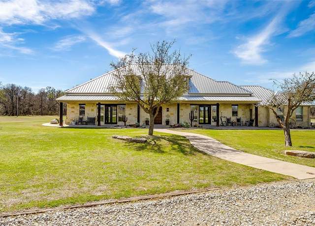 Property at 4991 Old Millsap Rd, Millsap, TX 76066, 5 beds, 4.5 baths