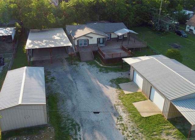 Property at 324 County Road 1768, Clifton, TX 76634, 3 beds, 2 baths