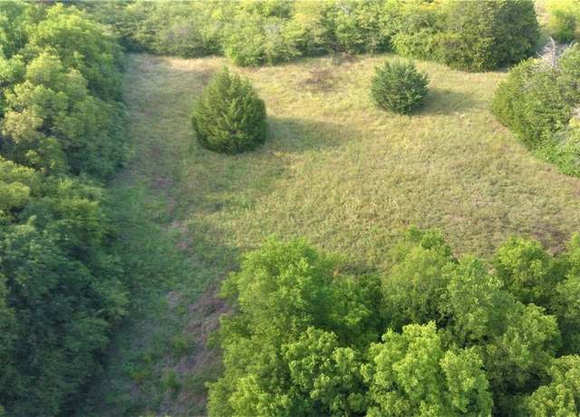 Property at 1651 W Wintergreen Rd, Lancaster, TX 75134