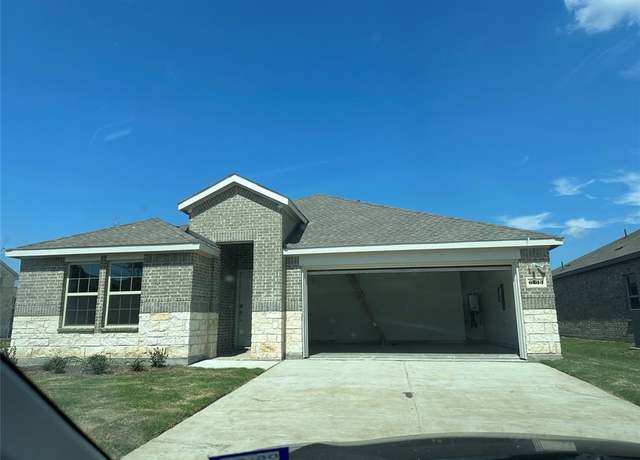 Property at 6213 Abby Dr, Celina, TX 76227, 4 beds, 2 baths