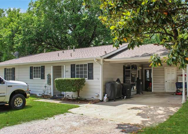 Property at 515 Lois St, Aubrey, TX 76227, 3 beds, 2 baths