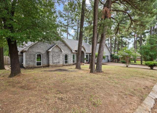 Property at 494 Spruce Dr, Paris, TX 75462, 3 beds, 2.5 baths
