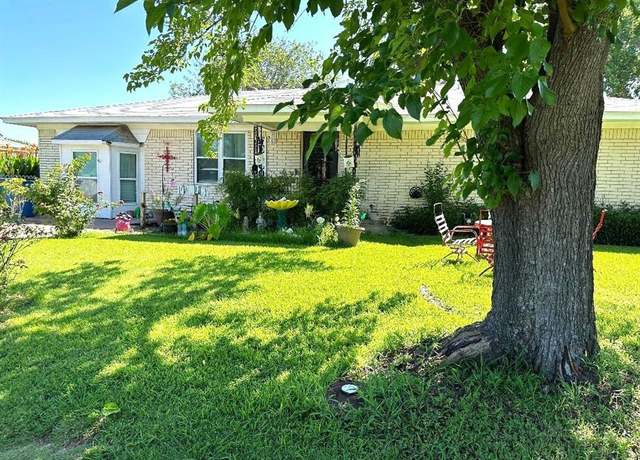 Property at 507 S Colorado St, Whitney, TX 76692, 2 beds, 1 bath