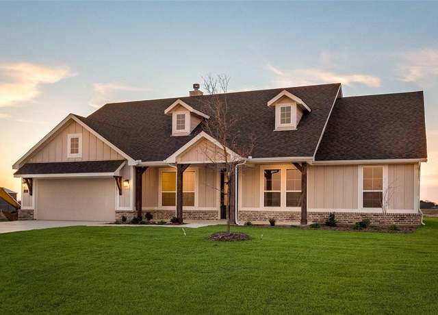Property at 217 Meadow Vista Dr, New Fairview, TX 76078, 4 beds, 2 baths