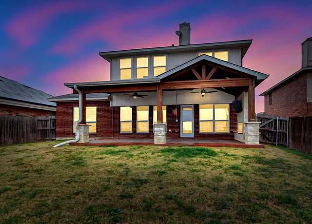 Property at 3105 Cantura Dr, Mesquite, TX 75181, 3 beds, 2.5 baths