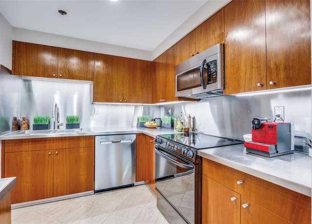 Property at 3030 Mckinney Ave #1804, Dallas, TX 75204, 2 beds, 2 baths