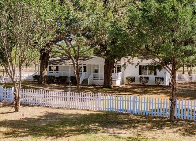 Property at 204 Rs County Road 1503, Point, TX 75472, 3 beds, 2 baths