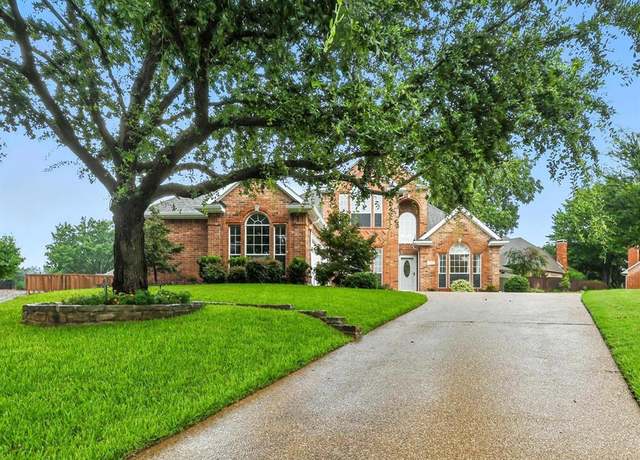 Property at 1909 Walden Ct, Flower Mound, TX 75022, 3 beds, 2.5 baths