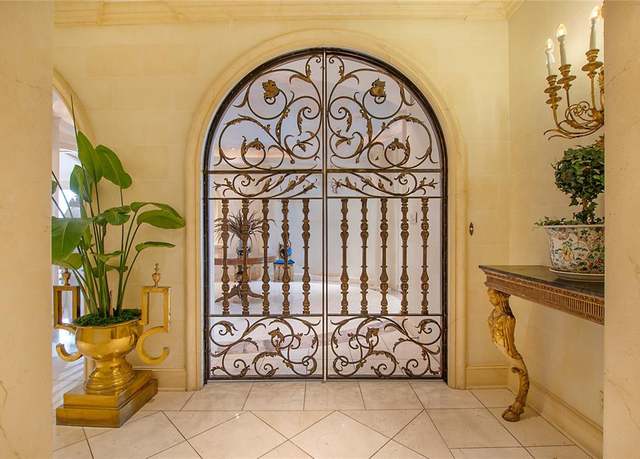 Property at 8181 Douglas Ave #800, Dallas, TX 75225, 3 beds, 4.5 baths