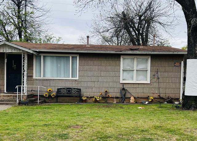 Property at 2419 Olive St, Vernon, TX 76384, 3 beds, 1 bath