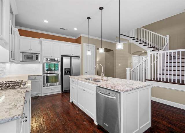 Property at 8920 Cypress Creek Rd, Lantana, TX 76226, 4 beds, 3.5 baths