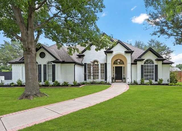 Property at 711 Saratoga Dr, Southlake, TX 76092, 4 beds, 3 baths