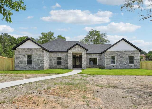 Property at 6002 Verde Way, Dallas, TX 75211, 4 beds, 2 baths