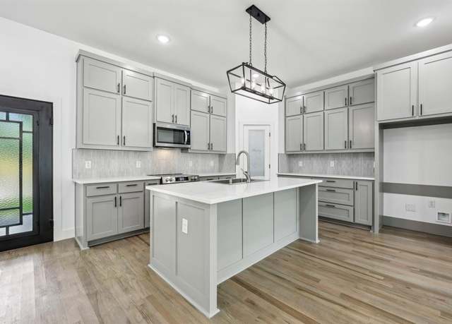 Property at 6002 Verde Way, Dallas, TX 75211, 4 beds, 2 baths