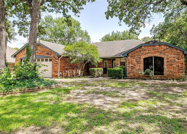 Property at 6824 Ridgewood Dr, North Richland Hills, TX 76182, 3 beds, 2 baths