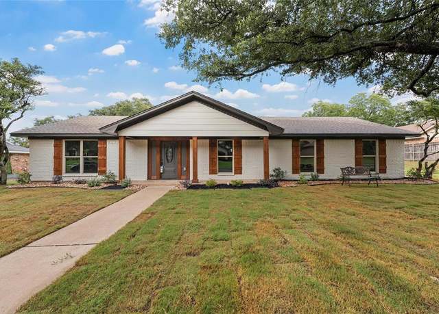 Property at 809 Ivy Ann, Woodway, TX 76712, 5 beds, 2.5 baths