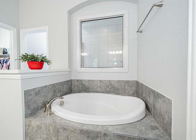 Property at 2023 Cutter Crossing Pl, Wylie, TX 75098, 5 beds, 4 baths