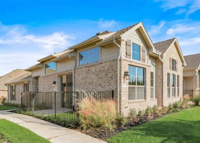 Property at 2619 St Helena Ln, Grand Prairie, TX 75054, 2 beds, 2 baths